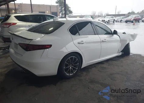 2018 Alfa Romeo Giulia Rwd z USA, uszkodzony, nr VIN ZARFAEBN6J7565963